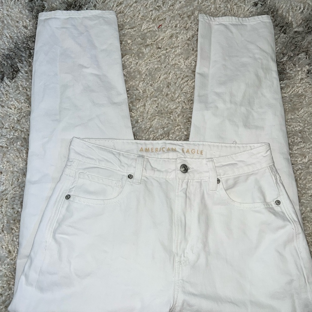 American eagle white mom jean
